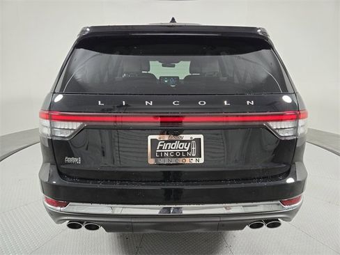 New 2026 Lincoln Aviator AWD image 5