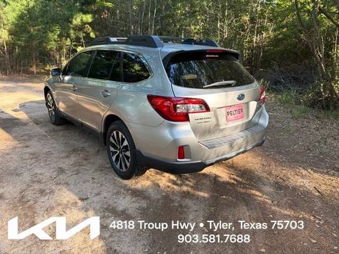 Used 2016 Subaru Outback 2.5i Limited AWD/4WD image 9