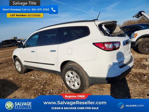 Used 2017 Chevrolet Traverse LS FWD image 3