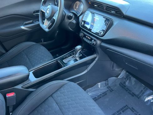 Used 2021 Nissan Kicks SV image 16