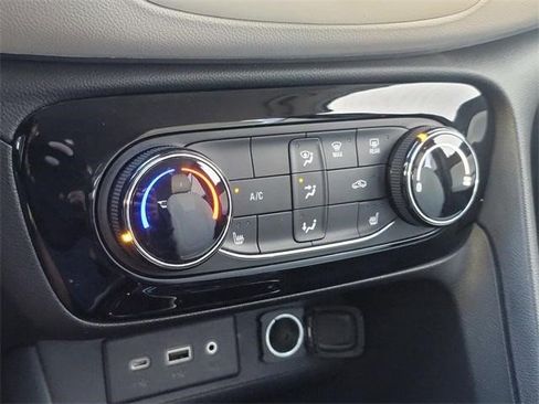 Certified 2023 Buick Encore GX Preferred w/ Cold Weather Comfort Package image 25