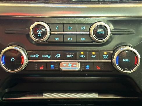 Used 2023 Ford F150 Lariat w/ FX4 Off-Road Package AWD/4WD image 20