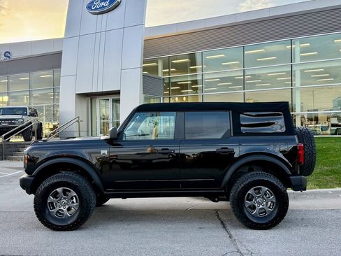 Certified 2023 Ford Bronco Big Bend image 2