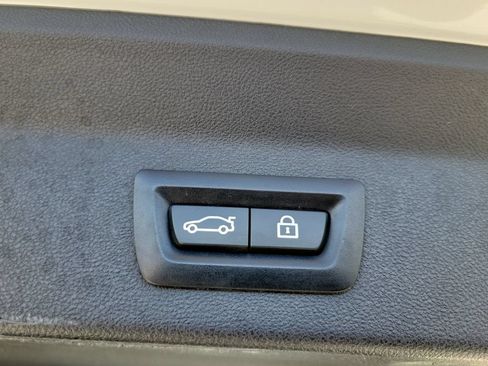 Used 2019 BMW X3 sDrive30i w/ Convenience Package RWD image 9