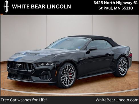 Used 2025 Ford Mustang GT Premium image 1