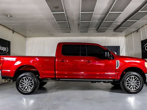 Used 2017 Ford F250 Lariat w/ Lariat Ultimate Package AWD/4WD image 5