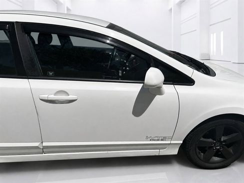 Used 2010 Honda Civic LX-S image 7