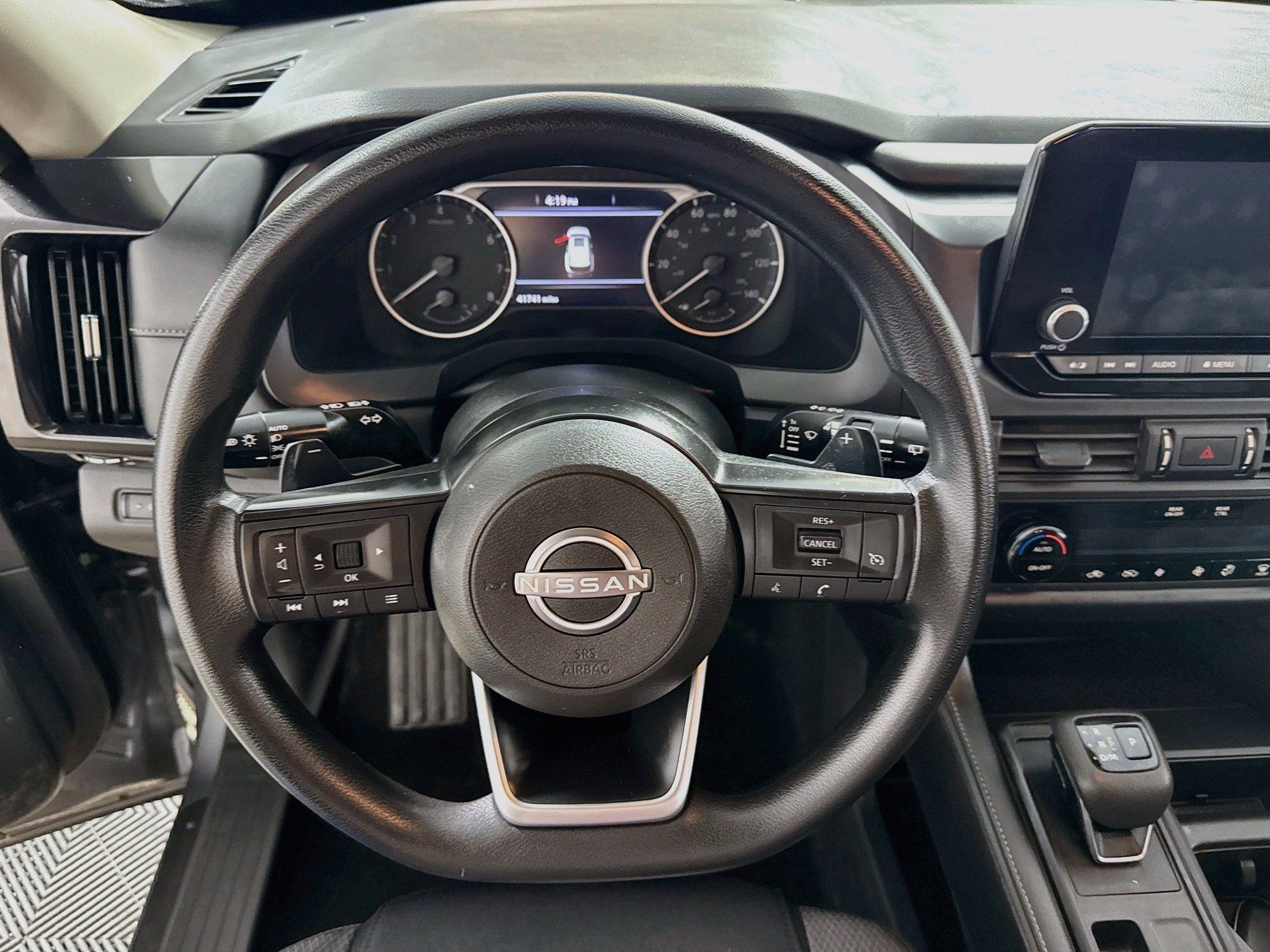 Used 2024 Nissan Pathfinder S AWD/4WD image 14