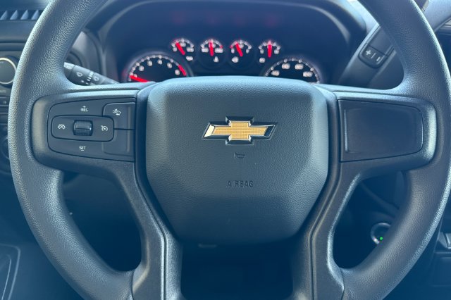 New 2026 Chevrolet Silverado 1500 Custom w/ LPO, Dark Essentials Package AWD/4WD image 31