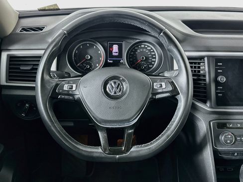 Used 2019 Volkswagen Atlas SE w/ Towing Package FWD image 18