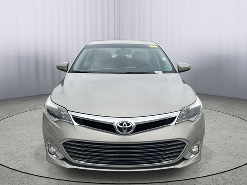 Used 2013 Toyota Avalon XLE Touring image 3