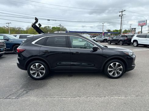 Used 2024 Ford Escape Platinum AWD/4WD image 6