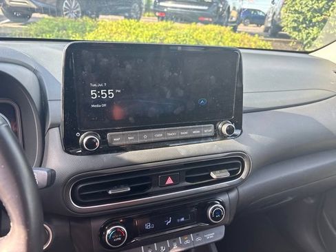 Certified 2023 Hyundai Kona Limited AWD/4WD image 7
