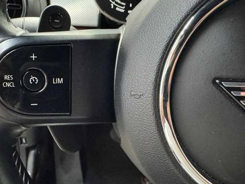 Used 2022 MINI Cooper S image 27