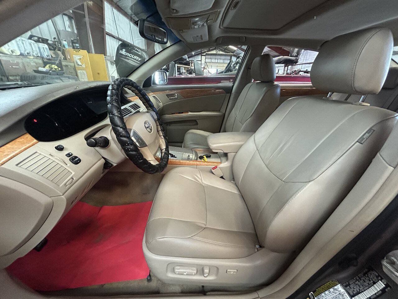 Used 2006 Toyota Avalon XLS FWD image 27