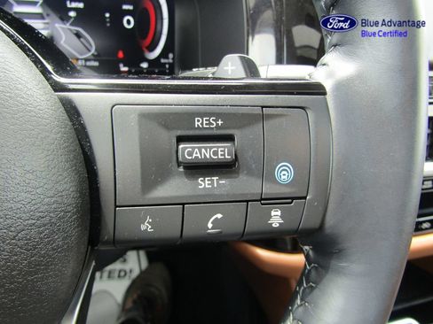Used 2025 Nissan Pathfinder Platinum w/ Cargo Package AWD/4WD image 31