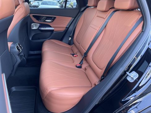 New 2026 Mercedes-Benz GLC 300 4MATIC image 30