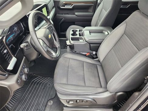 Used 2022 Chevrolet Silverado 1500 LT image 13