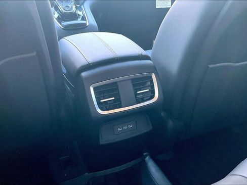 Used 2025 Acura RDX w/ Technology Package image 26