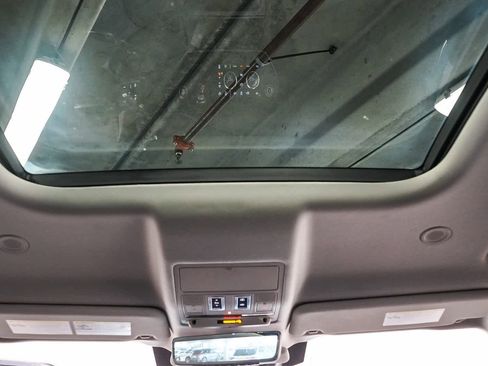 Used 2020 Land Rover Defender 110 HSE image 16