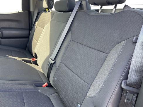 Used 2021 Chevrolet Silverado 1500 LT image 24