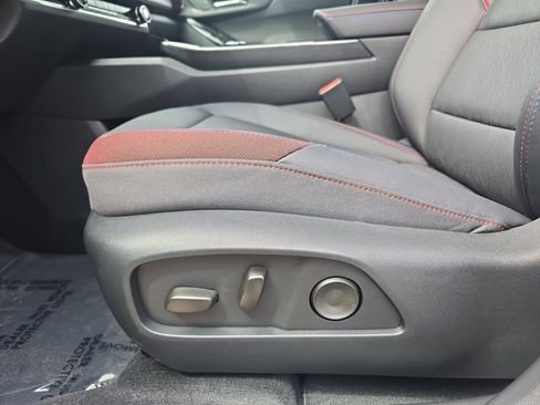 New 2026 Chevrolet Equinox RS FWD image 28