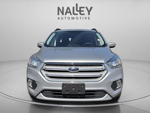 Used 2018 Ford Escape SE image 9