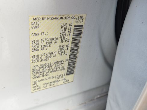 Used 2015 Nissan Armada Platinum w/ 2nd Row Captain Seat Package RWD image 16