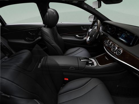 Used 2019 Mercedes-Benz S 560 Sedan image 43
