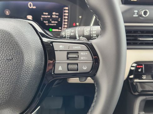 New 2026 Honda Pilot Touring image 32