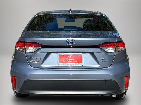 Used 2025 Toyota Corolla LE image 6