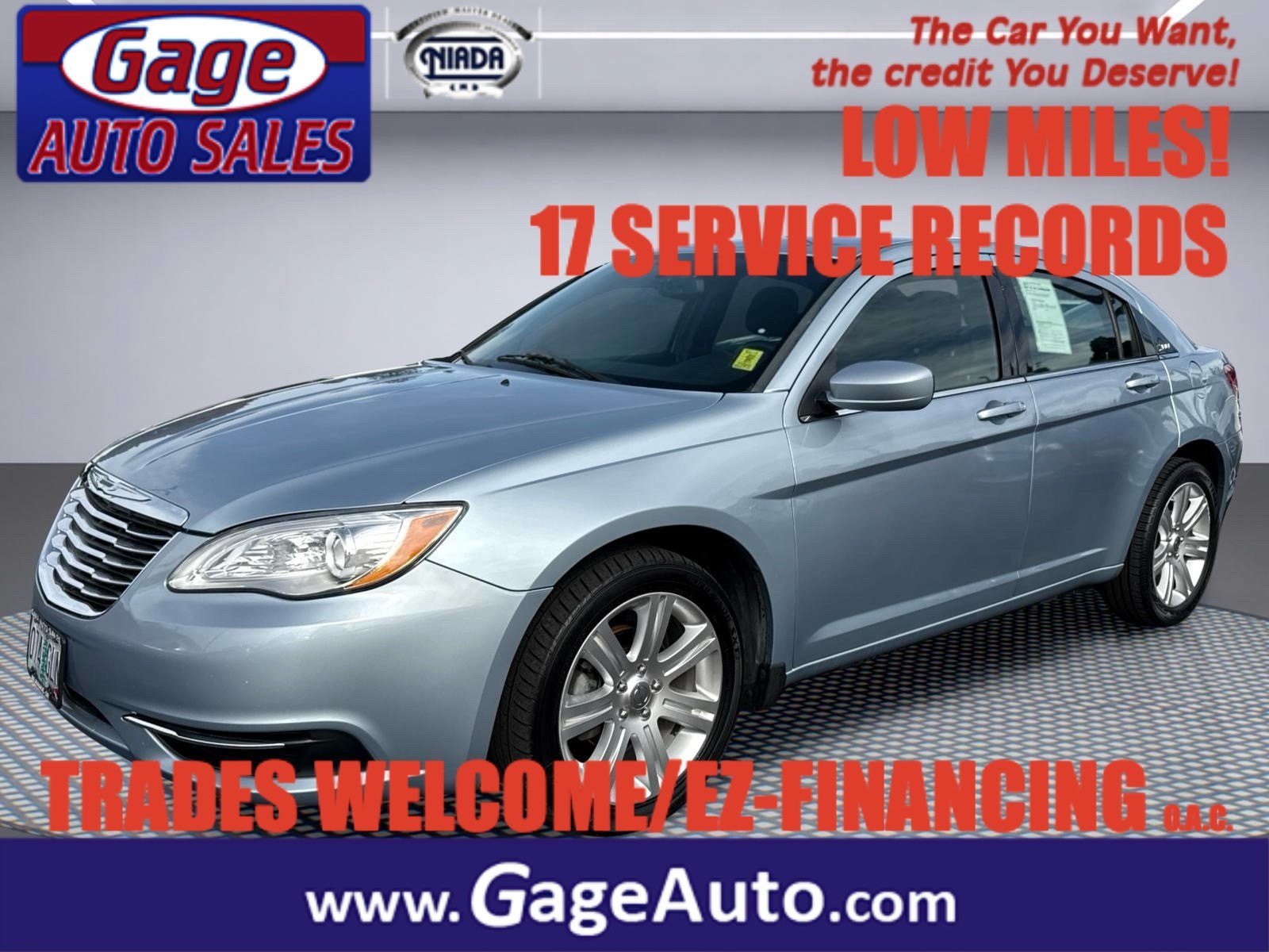 Used 2013 Chrysler 200 Touring FWD image 1