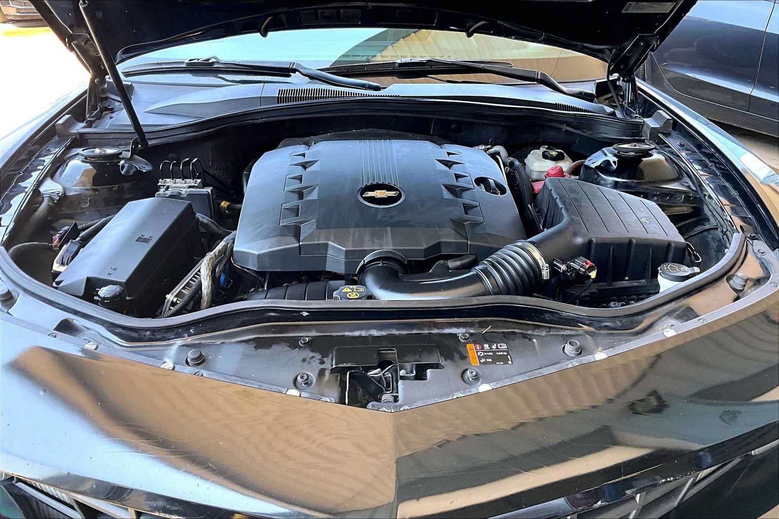 Used 2013 Chevrolet Camaro LS RWD image 32