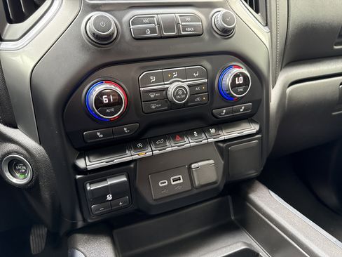 Used 2021 Chevrolet Silverado 1500 RST w/ Bed Protection Package image 23