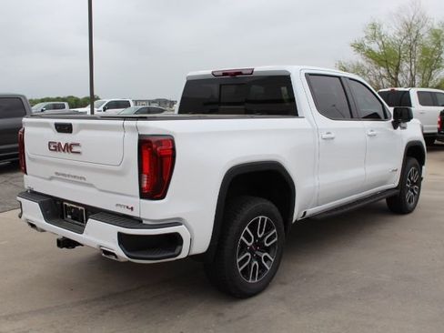 New 2026 GMC Sierra 1500 AT4 w/ AT4 Premium Package AWD/4WD image 5