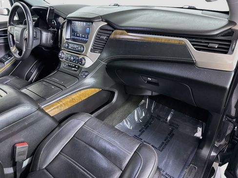 Used 2018 GMC Yukon Denali RWD image 29