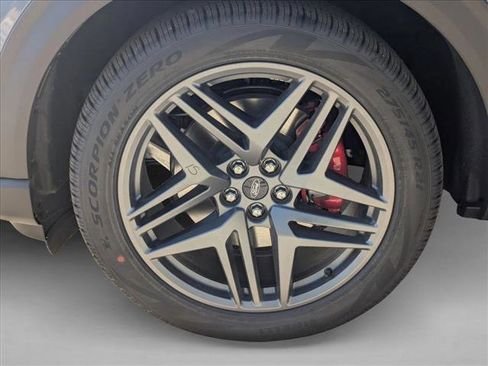 New 2025 Ford Explorer ST image 18