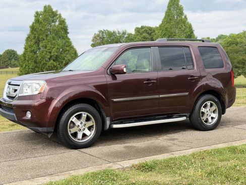 Used 2010 Honda Pilot Touring image 4