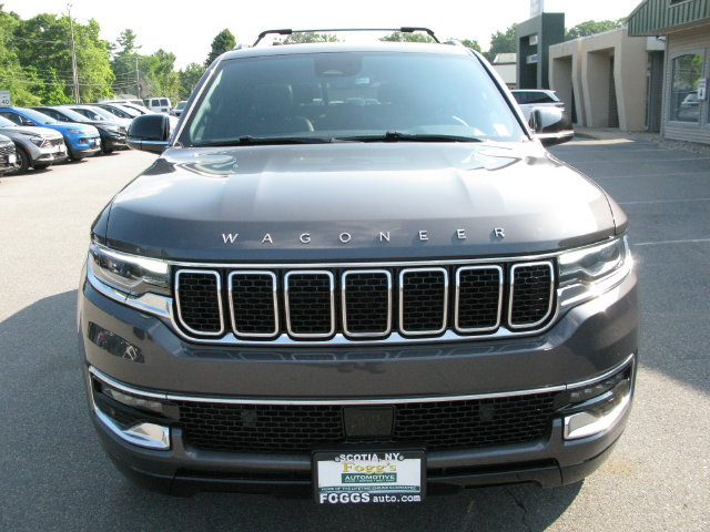 Used 2023 Jeep Wagoneer 4WD w/ Premium Group I image 12
