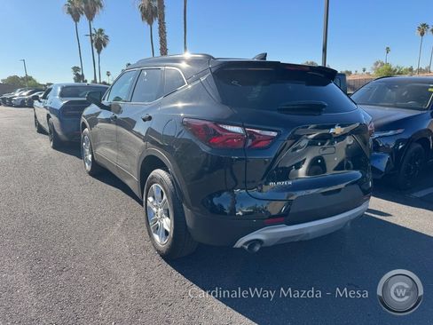 Used 2021 Chevrolet Blazer LT FWD image 5