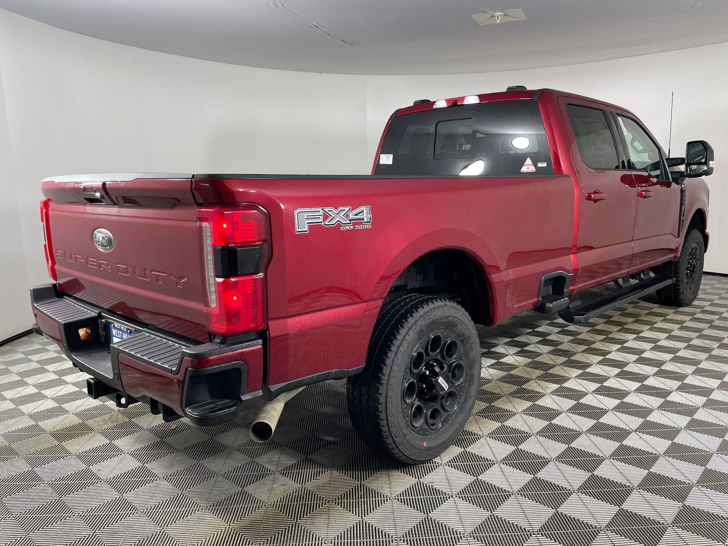New 2026 Ford F350 XLT w/ XLT Premium Package AWD/4WD image 6