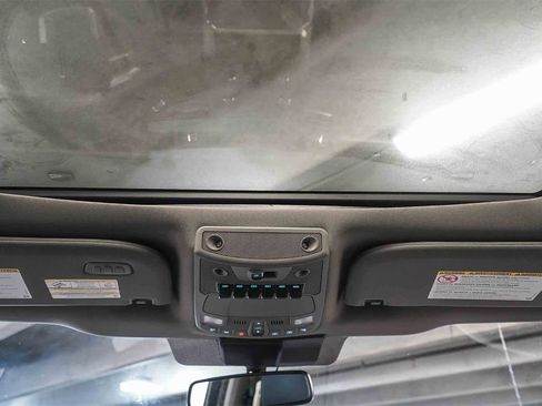 Used 2021 Ford F250 Lariat image 16