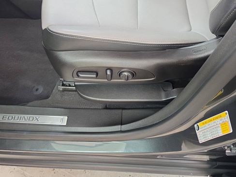 Used 2019 Chevrolet Equinox Premier AWD/4WD image 13