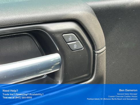 Used 2022 Chevrolet Silverado 1500 LT w/ Safety Package AWD/4WD image 6