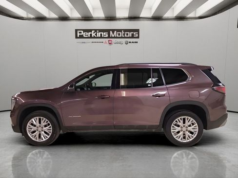 Used 2024 GMC Acadia Elevation image 2