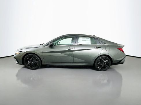 New 2026 Hyundai Elantra SEL Sport image 8