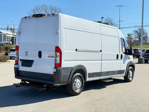 Used 2015 RAM ProMaster 3500 w/ Interior Convenience Group image 8