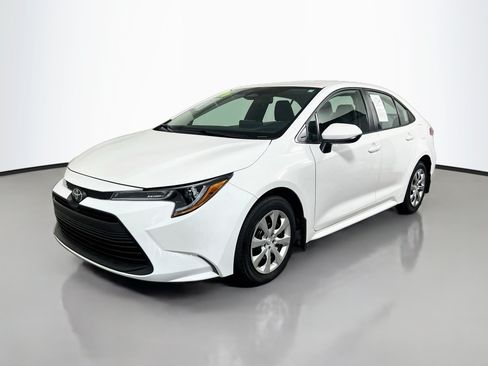 Used 2026 Toyota Corolla LE FWD image 10