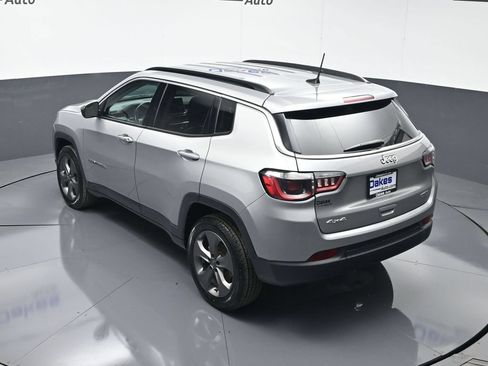 Used 2022 Jeep Compass Latitude AWD/4WD image 48