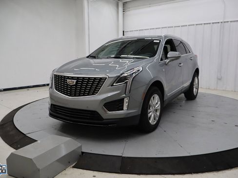 Used 2023 Cadillac XT5 Luxury FWD image 10